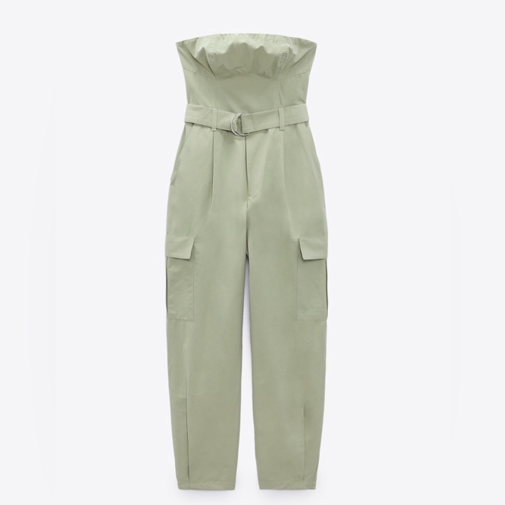 NWT STRAPLESS CARGO JUMPSUIT
LIGHT KHAKI 0/0779/054/506/04